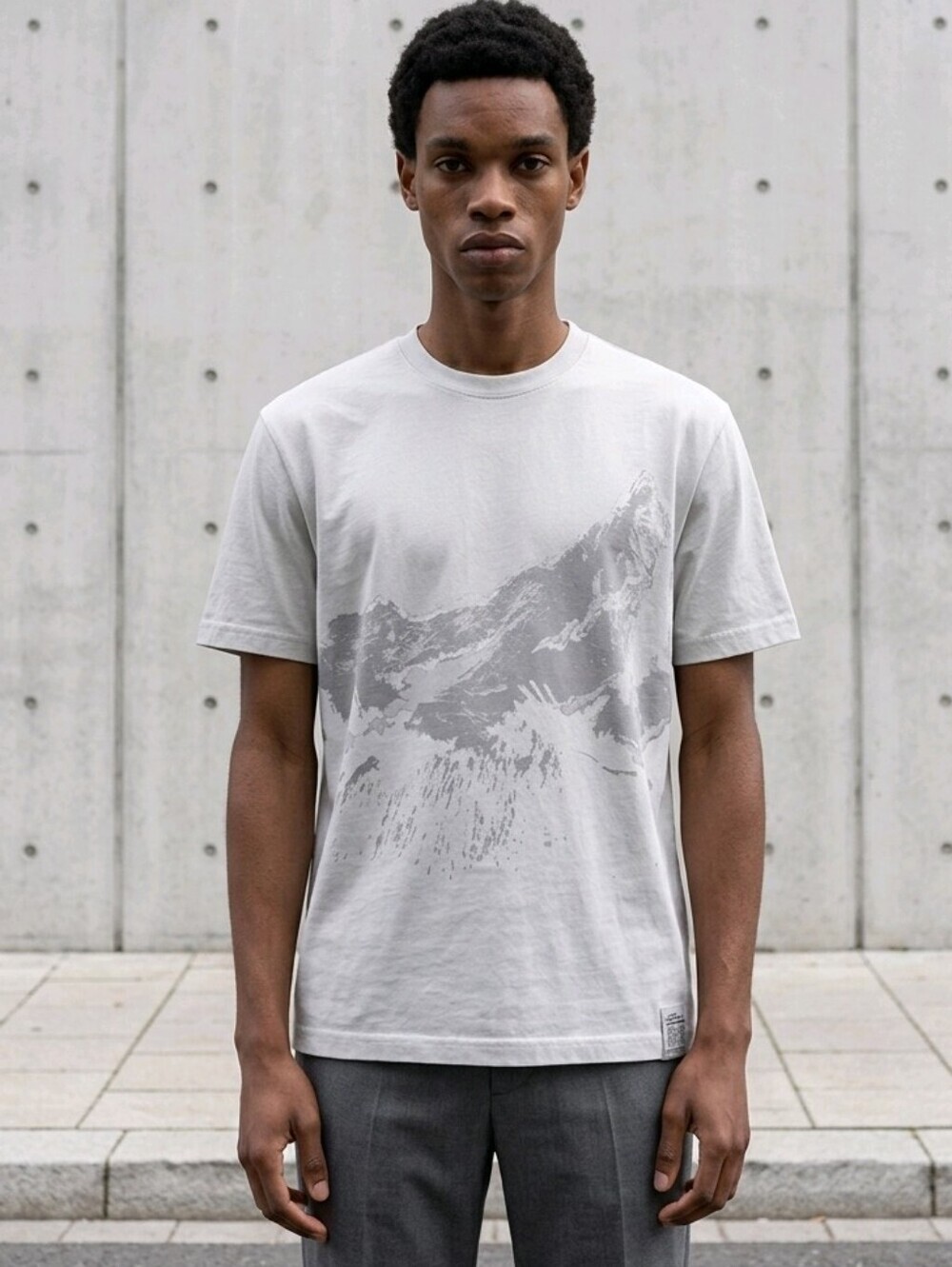 Topman oversized fit t-shirt with signature large mountain print in grey Sz M